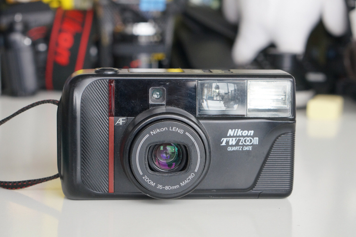 尼康 Nikon TW ZOOM