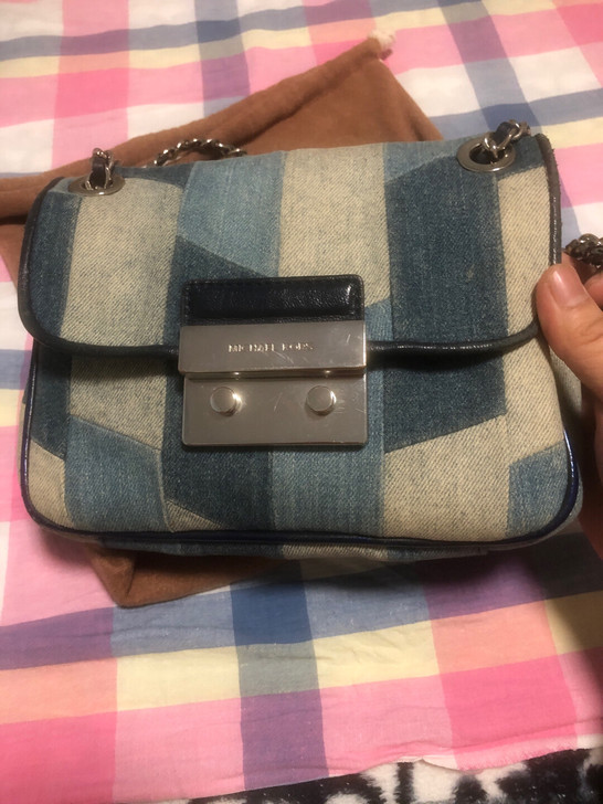 Michael Kors正品牛仔链条包单肩...