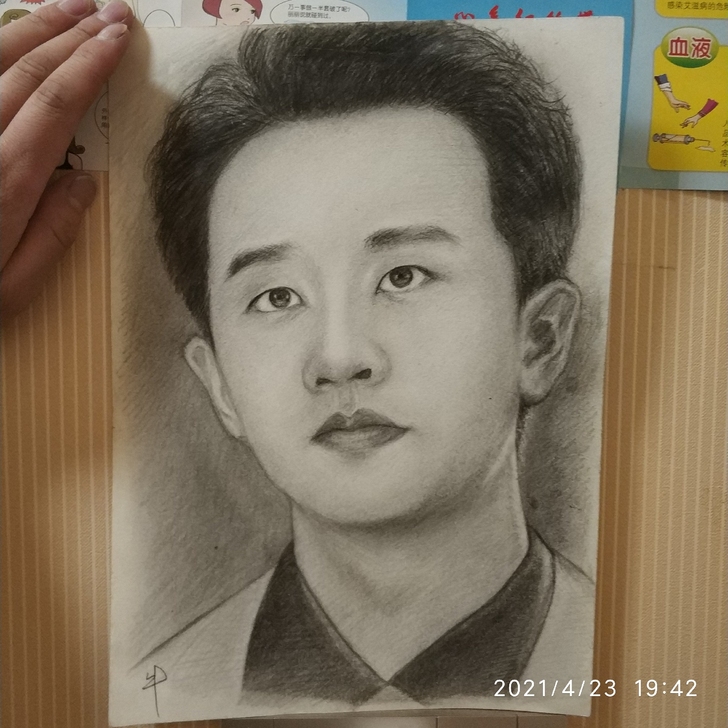 个人素描作品展示。