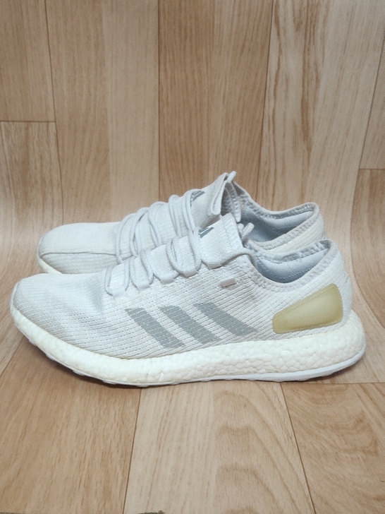 阿迪达斯boost休闲运动鞋44码