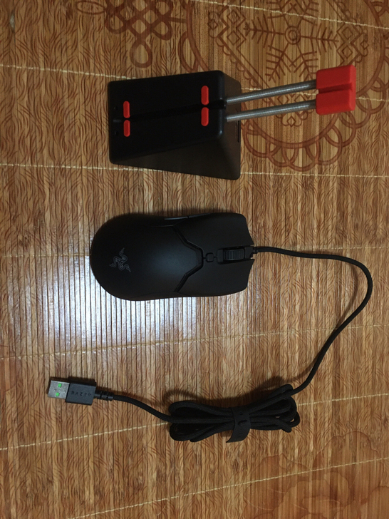 雷蛇毒蝰迷你版,去年双十一购于京东自营店,...