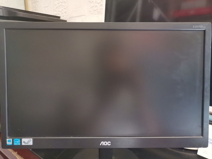 出售20寸9成新AOC显示器  无维修  ...