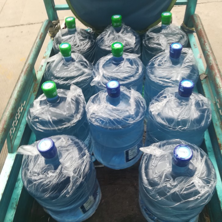 西安建忠桶装水配送大桶饮用水18.9L送水...