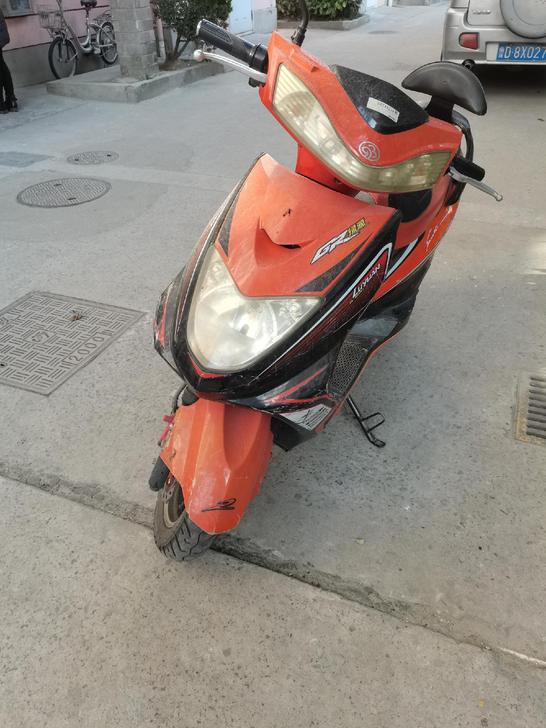 绿源电动车转让，60V电瓶，带充电器，现在...