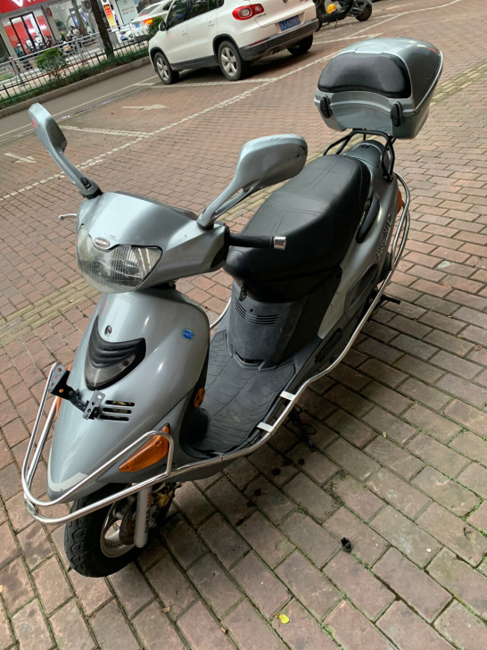 转让海王星125摩托车
