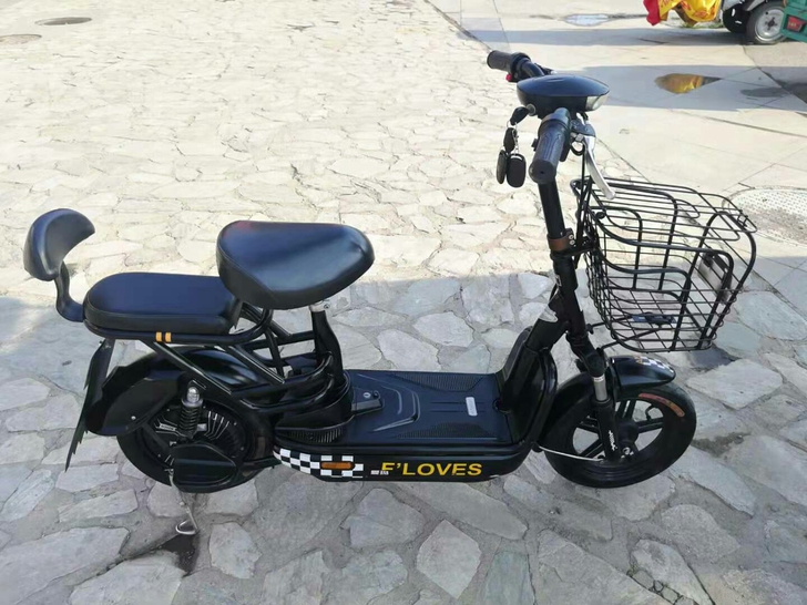 爱玛锂电车，电池可拆，橙色95新，可跑25...