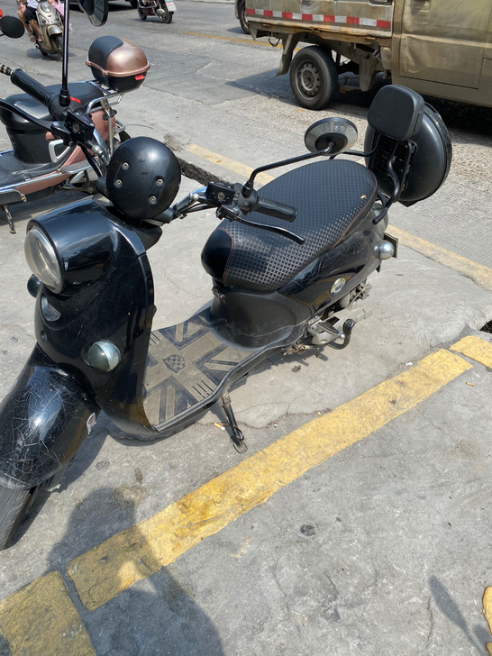 60v绿源电动车，五个大电池，18年的车，...