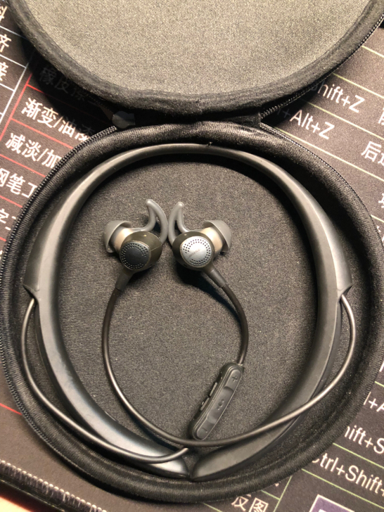 bose qc30 尸体