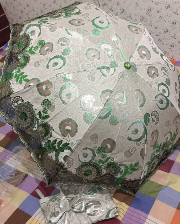 天堂伞，超轻防紫外线。全新一批库存这是遮阳...