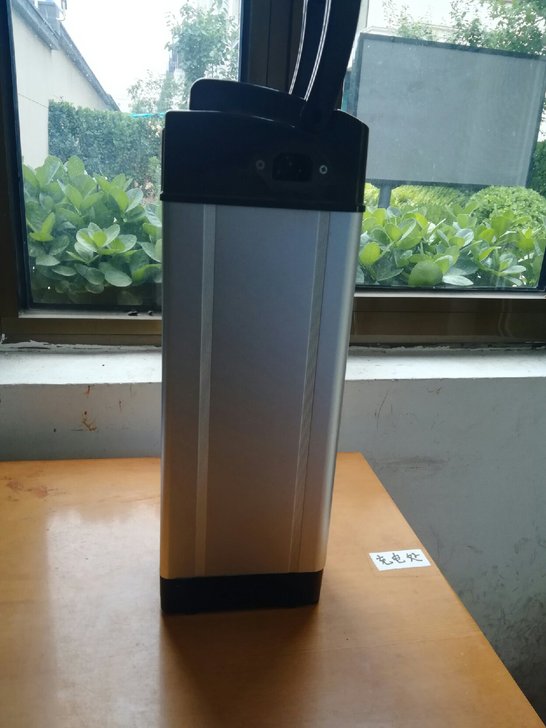 48V20A电动车锂电池,自用一年多,保护...