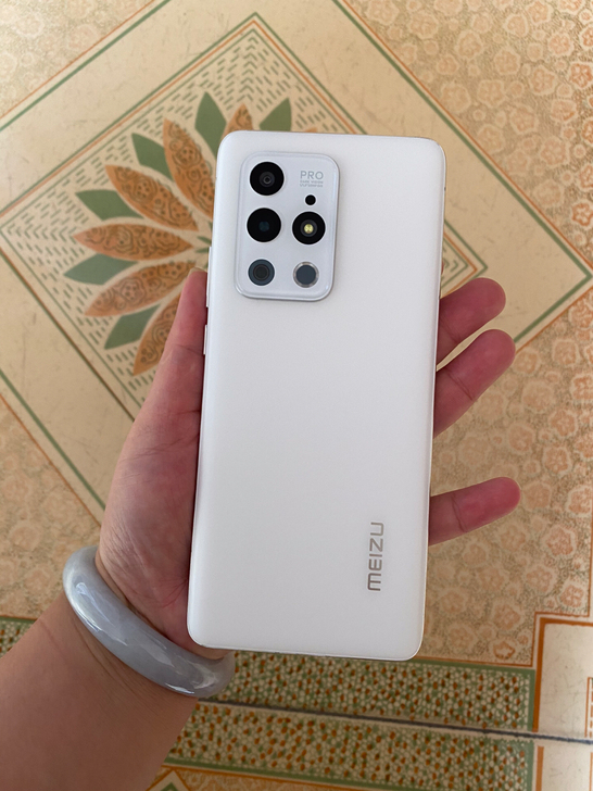 魅族18pro 8+256 飞雪流光