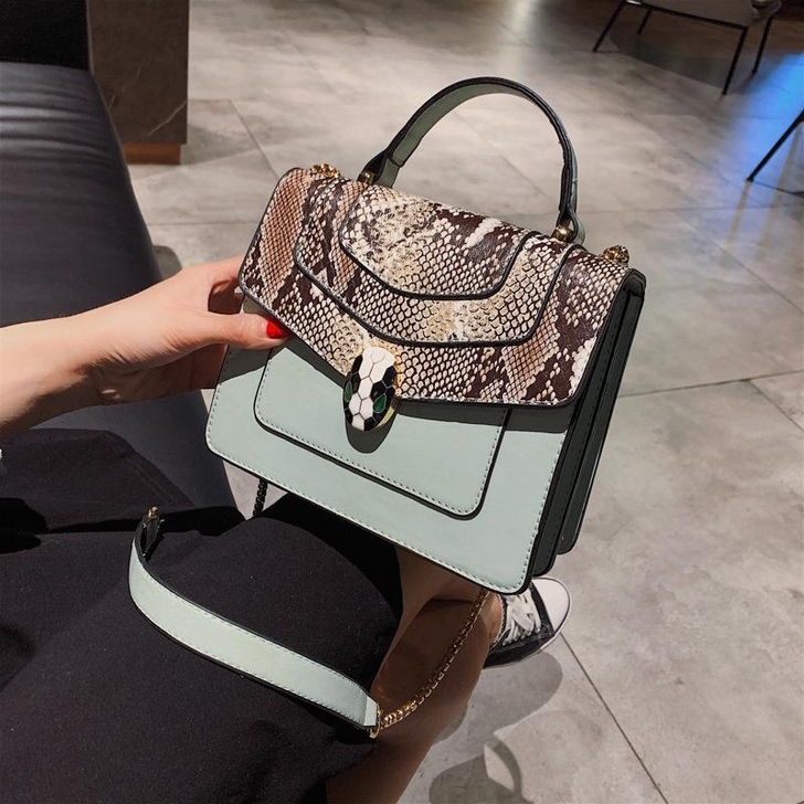 时尚欧美风蛇头女包2021包包女百搭链条手...