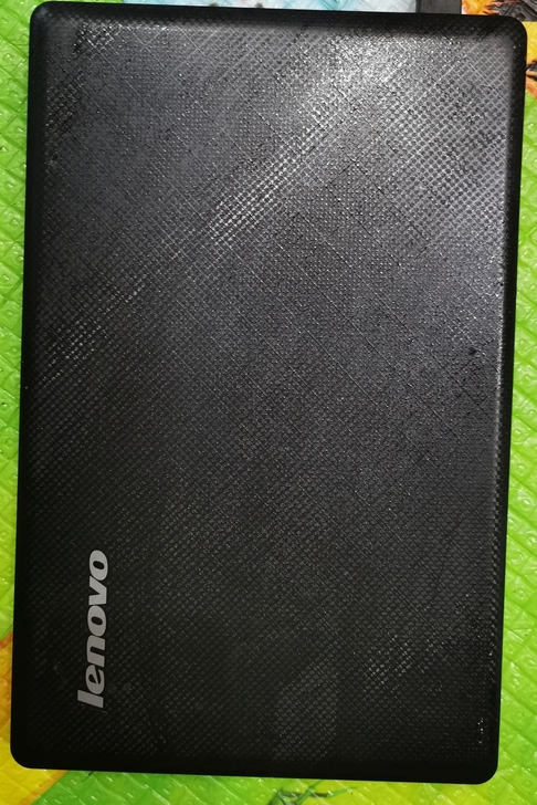 联想笔记本电脑E10-30,香港购买,9成...