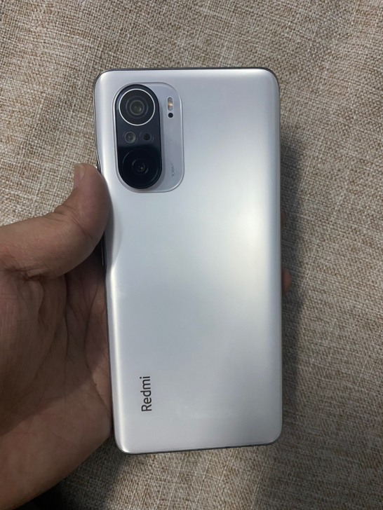 红米k40pro+的12+256版，小米号...