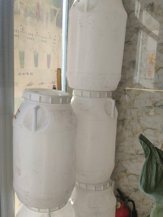 长期出售大白桶/水桶/食品级水桶