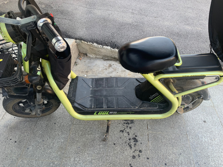 骑了两年的爱玛电动车  现特价出售！