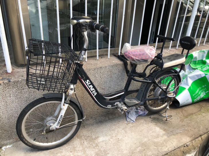 二手电动自行车，北京临牌，新日，车子骑行没...