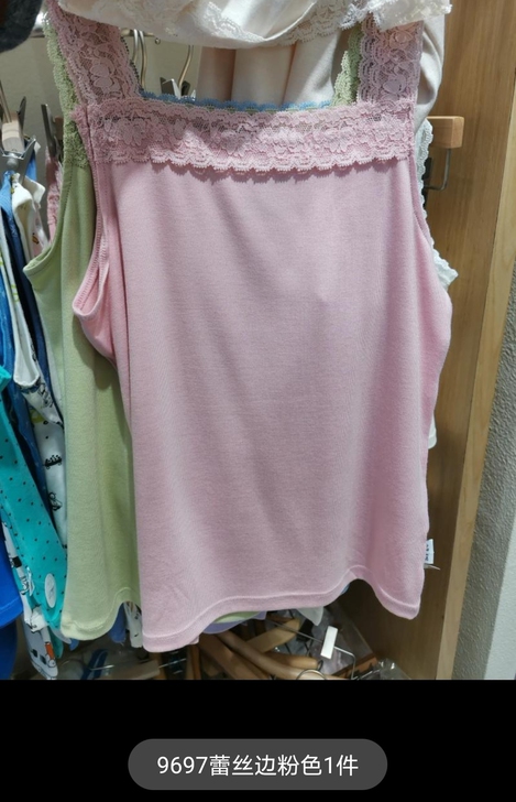 小黑新款高端女童背心系列  要的直接拍 发...