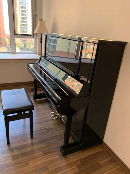 闲置转让一台家用二手雅马哈钢琴