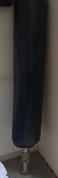 专业拳击散打沙袋,使用次数很少,几乎闲置,...