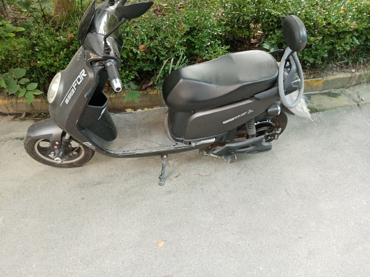 电动车，48 v的全新电池，跑45公里。永...