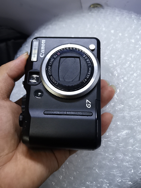 佳能G7，当年的经典旗舰大底CCD相机，功...