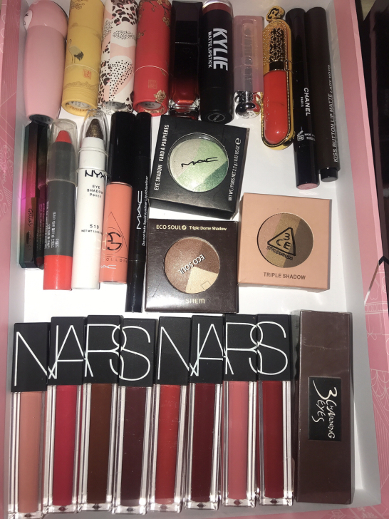 出闲置口红/眼影/眼线/睫毛膏/修容高光化...