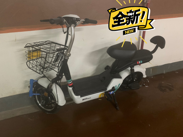 刚买的新日电动车，锂电池的。还没上牌。转给...