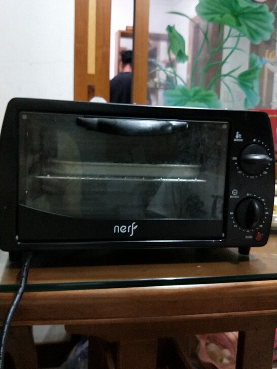 烤箱12升50处理，没用过5次，搬家不带走...