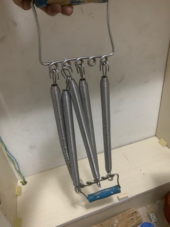 老式拉力器