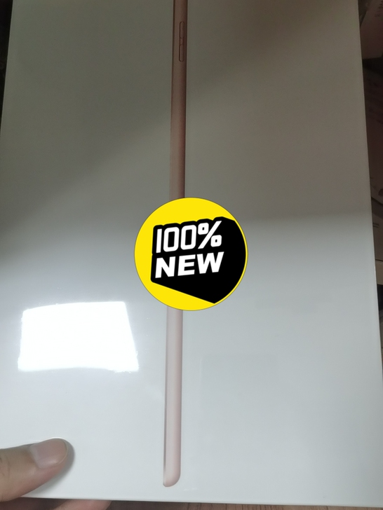 全新未拆ipad 8 2020款  32g...