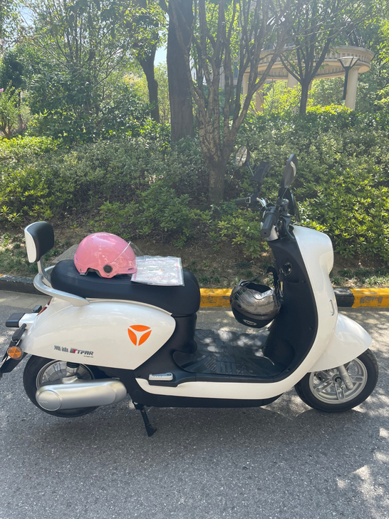 雅迪电动车