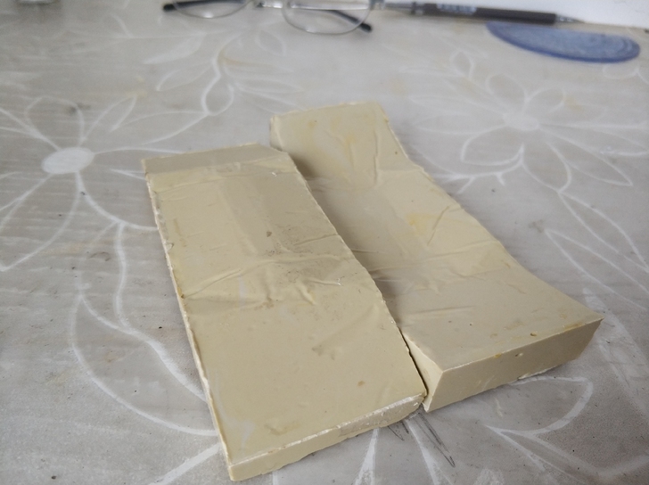 原子灰浅凹手指滑板模具