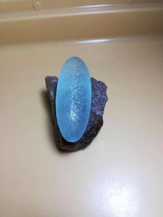 精品沙漠戈壁水晶原石，5㎝。很漂亮完好一颗...