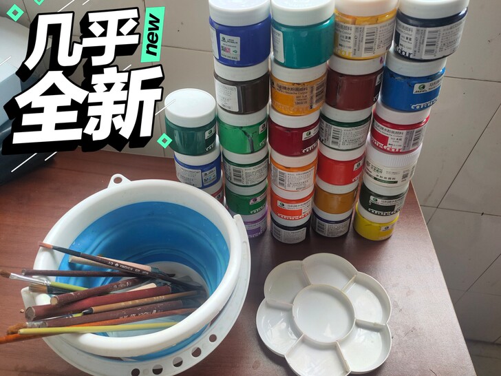 水粉颜料 ，颜料用了少量，颜料、调色盘、水...