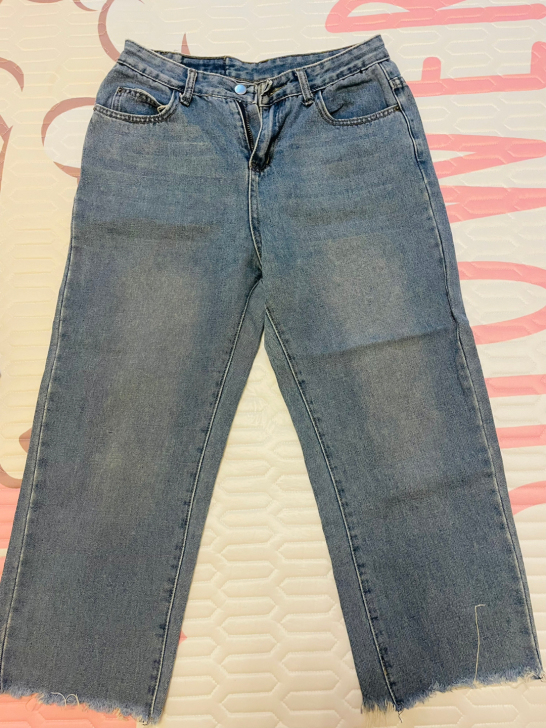 超级好看牛仔裤