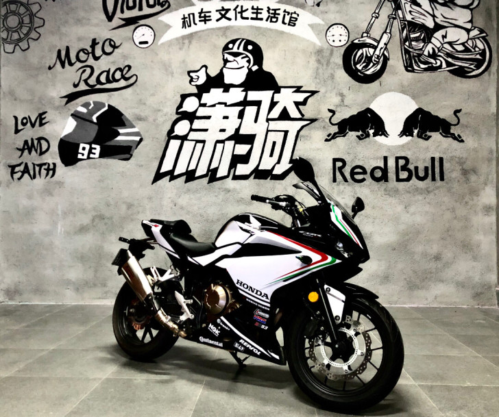 【18款Honda CBR500R】帖在车在