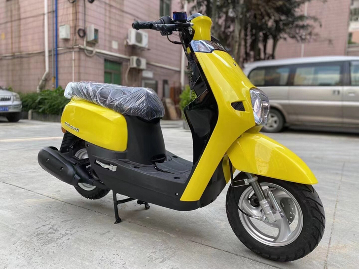 特价3800。国四电喷.125cc 110...