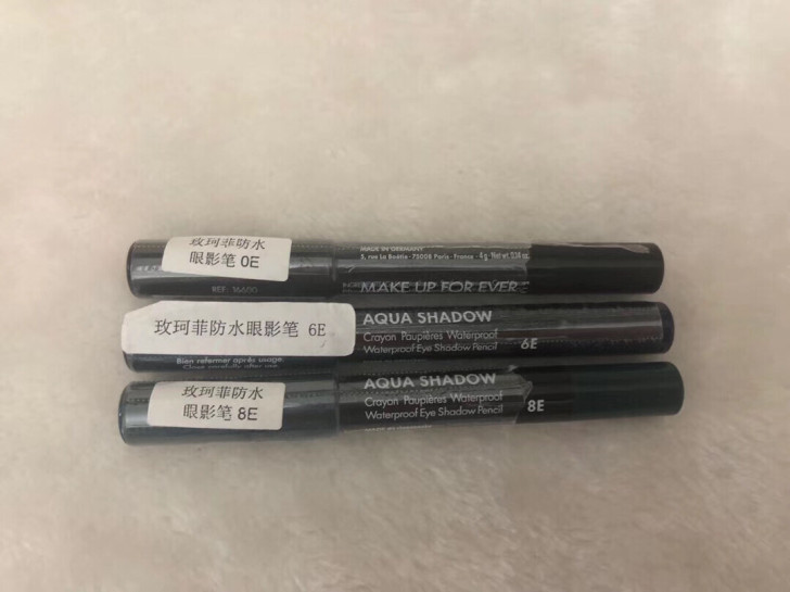 转让 玫珂菲眼影眼线笔 玫珂菲防水眼影笔、...