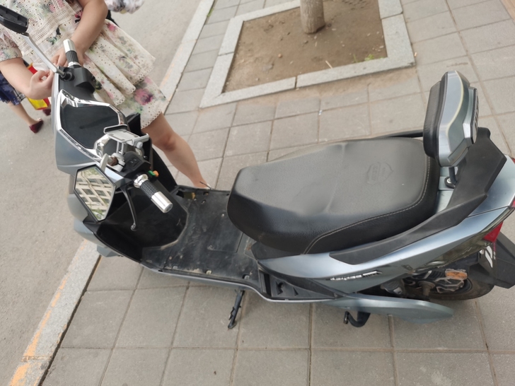 小刀电动车原价4500