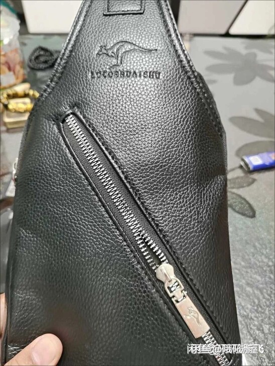 胸包之前买的，没用过的，全新的，款式好看，...