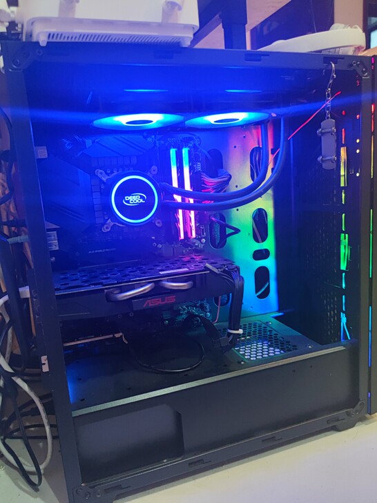 出一台自用的10600kf自用的高配台式主机