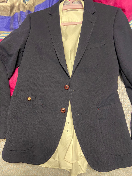 男士西服，海澜之家品牌，全新！！！