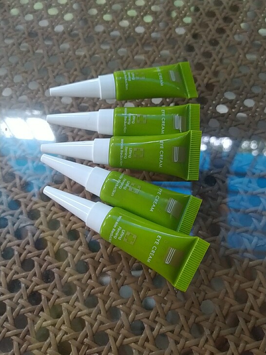 蓓慕眼霜小样