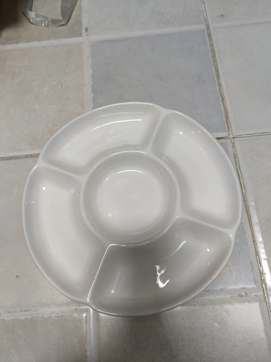 加厚梅花陶瓷调色盘，微瑕次处理，直径20㎝...