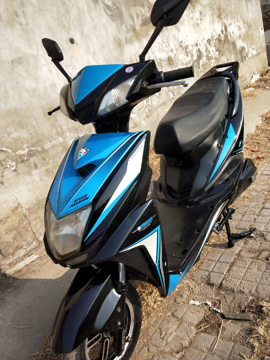 出售二手电动车新电池。 很新的电动 ，，质...