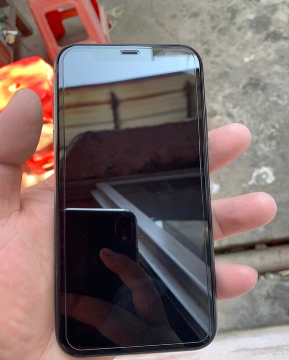 我自用的苹果11黑色要换手机了所以要卖掉，...