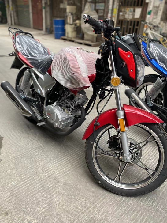 雅马哈天剑，本田街车 二手摩托车精品车，本...