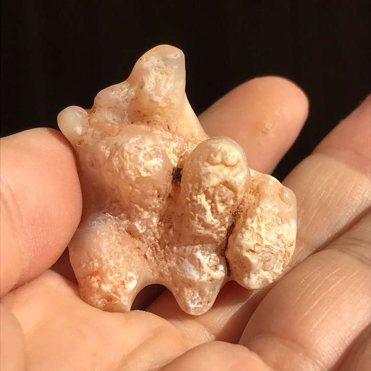 戈壁石 玛瑙 象形石 人物 坐姿 奇石