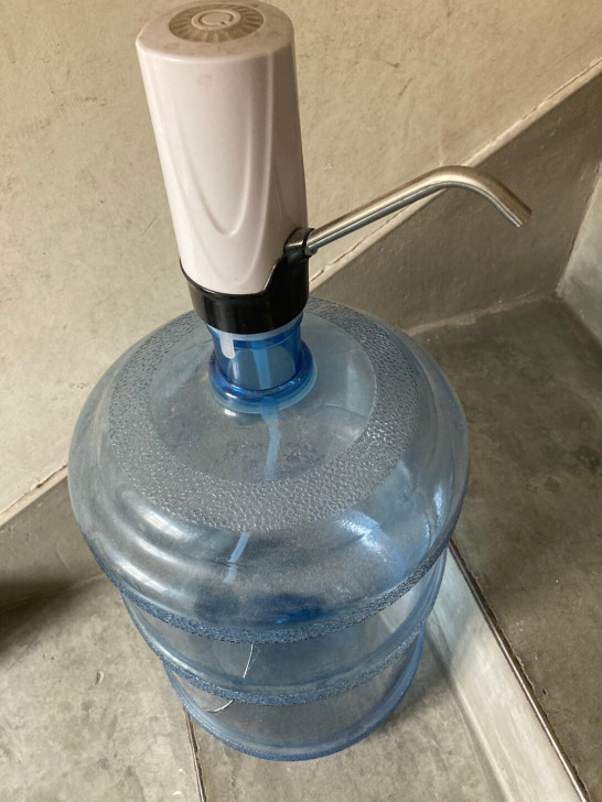 纯净水桶,19升,带水嘴抽水器